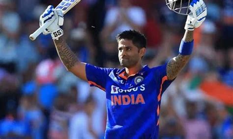 At a glance: Educational qualification of Top 10 Indian cricketers