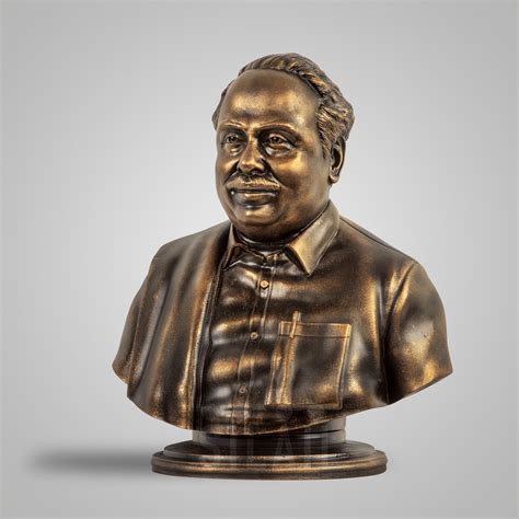 Bust Sculpture of Arignar Anna aka C N Annadurai | SILAII.COM