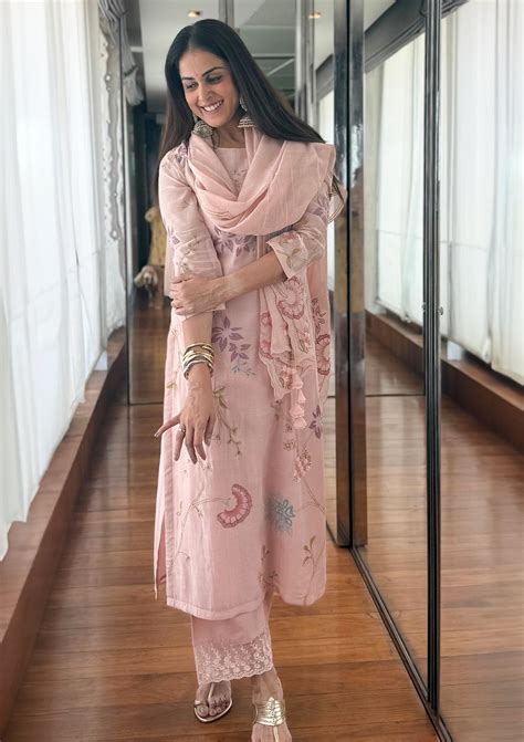 Magnolia Applique Embroidered Kurta Set