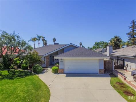 9805 Mark Twain Ave, Bakersfield, CA 93312 | MLS# 202404112 | Homes.com