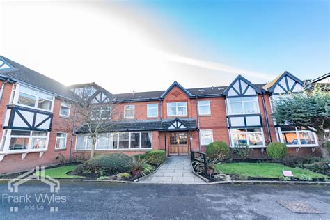 Properties for sale in FY8 | Frank Wyles