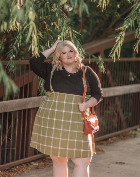 30 Cute Thanksgiving Outfits Ideas 2022 - Thanksgiving Plus Size Dresses