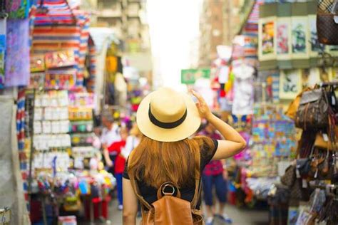 Shopping In Kowloon 2026: 10 Awesome Places To Do It Right