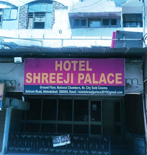 SPOT ON Hotel Shreeji Palace, SPOT ON Ahmedabad, Book @ ₹583 - OYO