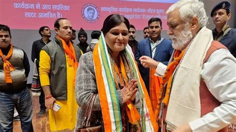 Ruckus Over 'Raghupati Raghav' Bhajan At Bihar Event, Singer Reveals ...