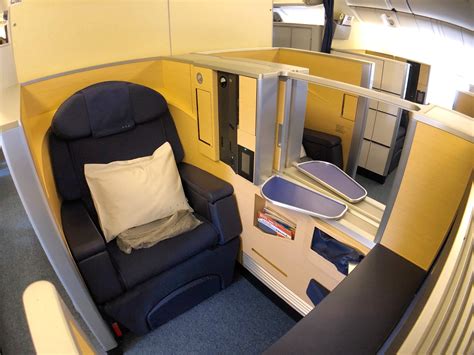 The Best Ways To Fly to North Asia with Points & Miles [2026]