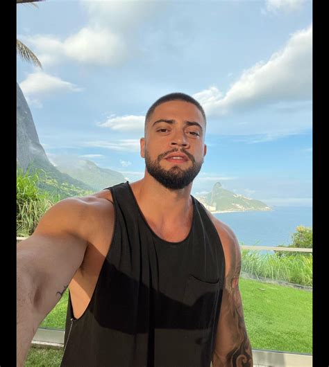 Foto: Assinantes de Rodrigo Godoy pedem por nudes no OnlyFans - Purepeople