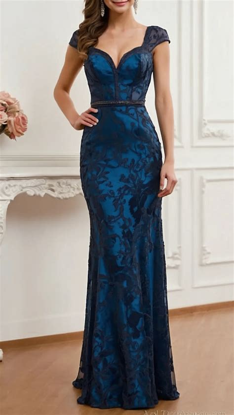 Dress to Impress: 22 Classy Party Outfits for Women