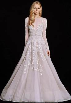 Hayley Wedding Gown Prices by Hayley Wedding Dresses That Give Major Unicorn Hayley Wedding Gown Prices