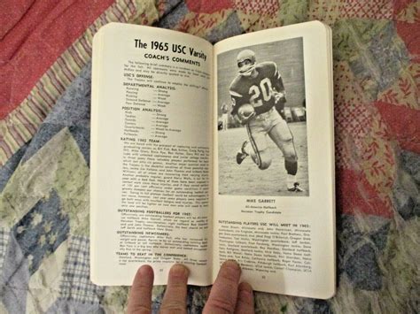 1965 USC TROJANS FOOTBALL MEDIA GUIDE Yearbook MIKE GARRETT Heisman ...