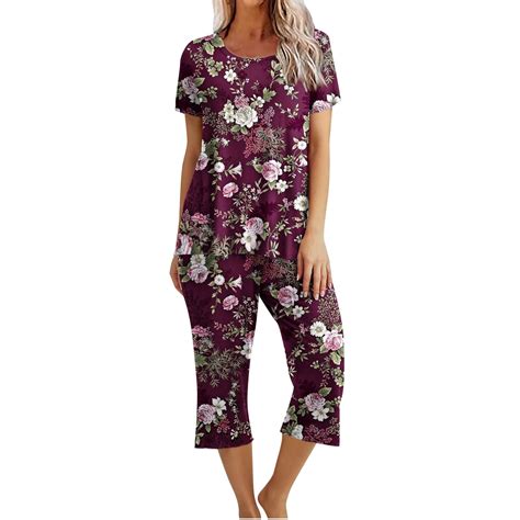 Dyegold Women's Capri Pajama Set Short Sleeve Shirt And Capri Pants ...