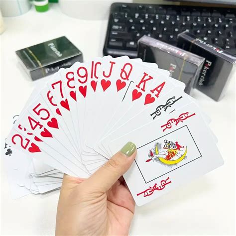 Buy Poker Club Cards - Royalkart - The Urban Store