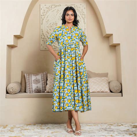 'Teal Daisy' Tiered Cotton Midi Dress with Pockets – Fashiana