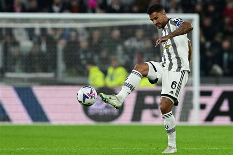 Emigrare appendere molto bella fascia da capitano juventus Impavido ad ...