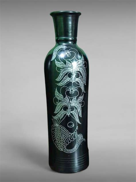 Elegant Black Ceramic Flower Vase In Black Pottery Artwork