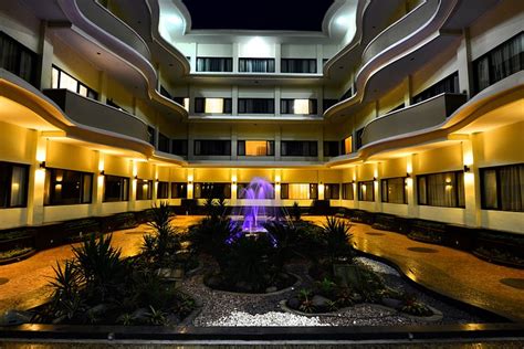 SUTAN RAJA HOTEL & CONVENTION CENTRE SOREANG-BANDUNG - Hotel Reviews ...