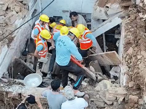 House collapses in Gwalior amid rain: Youth dies under debris; another ...