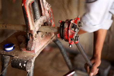 Threading a Pipe Problems 的图像结果