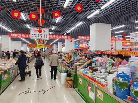 东北旅游去当地特色餐厅吃饭，10道菜2主食九人都没吃完|主食|餐厅|简单_新浪新闻