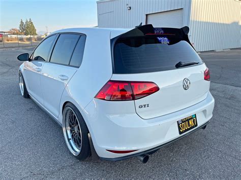 Volkswagen MK7/7.5 GTI/R Rear Spoiler Extension | FSPE