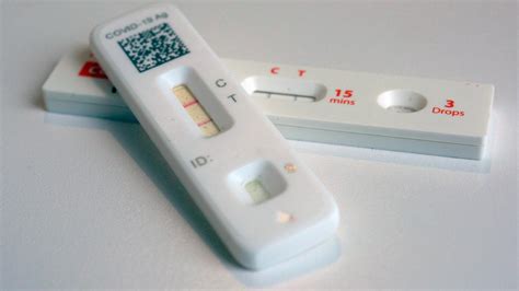 New 'razor blade throat' COVID variant spreads to USA | 13wmaz.com