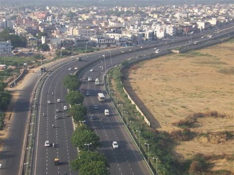 Gadkari Flags Off Rs 44 Bn National Highway Projects in Vidisha