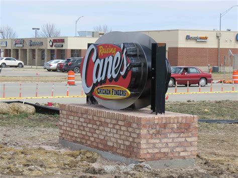 Raising Cane's | Cedar Falls, IA - Clapsaddle-Garber Associates