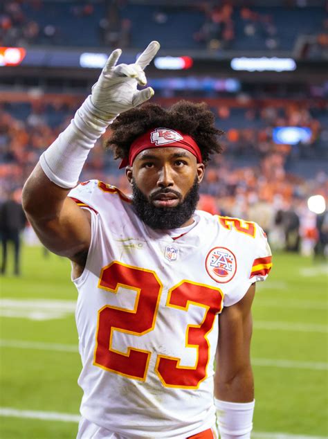 Ex-Chiefs Super Bowl Hero Kendall Fuller Begs for Kansas City Return
