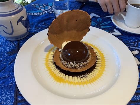 Polynesian Black Pearl Dessert from Mama's Fish House. Paia, Maui : r ...