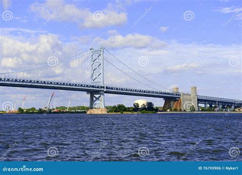 Benjamin Franklin Bridge, Offically Called the Ben Franklin Bridge ...