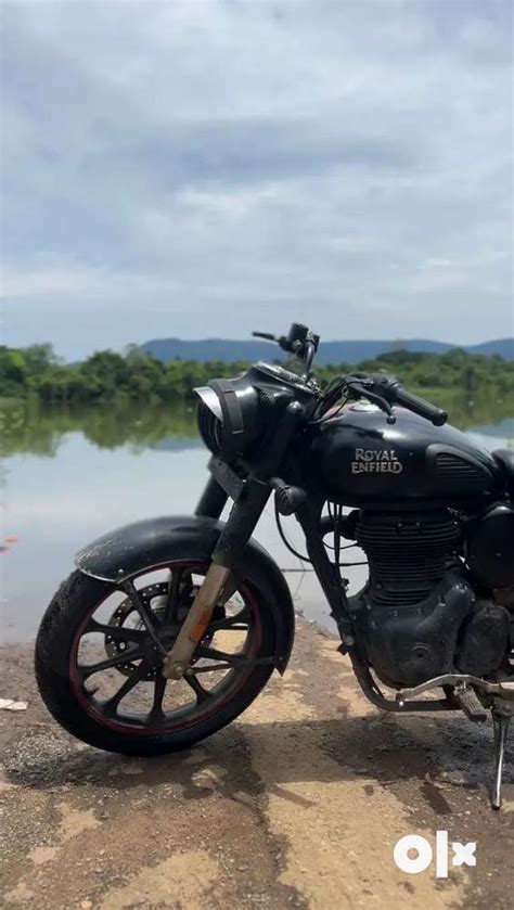 Classic 350 reborn Stealth black - Motorcycles - 1781135291