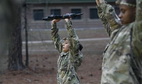 USASOC study outlines measures to optimize female Soldiers | Article ...