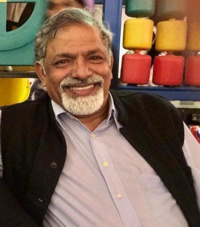 Python Facts Uncoiled!