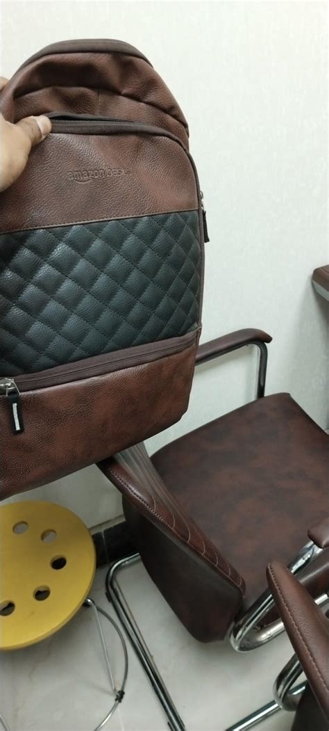 Amazon Basics Anti-Theft PU Leather Laptop Bag for 15.6 Inch Laptops ...