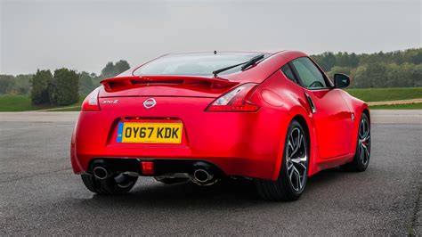 2017 Nissan 370Z Review | Top Gear