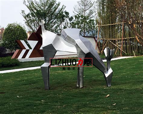 不锈钢蝴蝶摆件雕塑公园林仿真动物庭院落地摆饰铁艺户