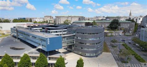 Courses at University of Western Brittany: Fees, Eligibility ...