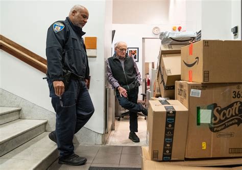 City Hall’s 90-year-old greeter is legendary for his kindness - The ...