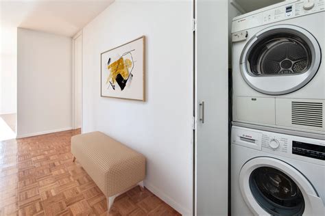 525 East 72nd Street #11F in Lenox Hill, Manhattan | StreetEasy