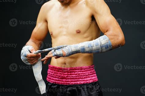 How To Wrap Hands For Muay Thai Fight at Alex Mckean blog
