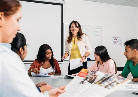 Bachelor of Nursing: Fees & Entry Requirements at Griffith University ...