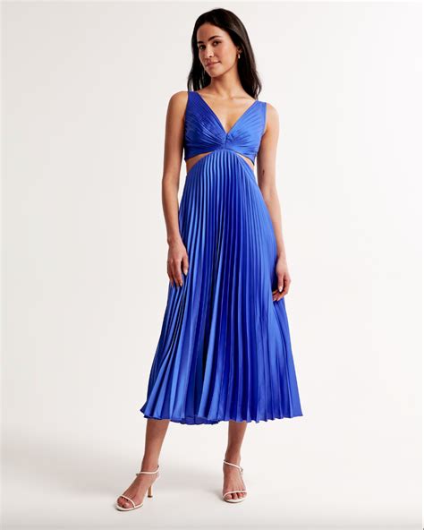 Abercrombie & Fitch + Giselle Pleated Cutout Maxi Dress