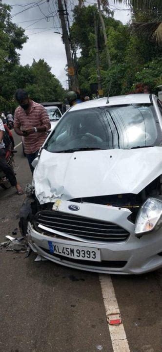 Speeding Ford Figo Crashes With An Ambulance – See The Impact » Car ...