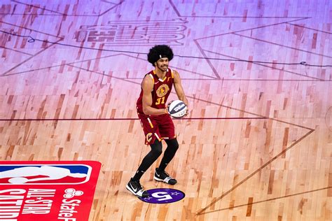 Jarrett Allen Suffers Hand Injury In Blowout Win - Dynes Pressbox