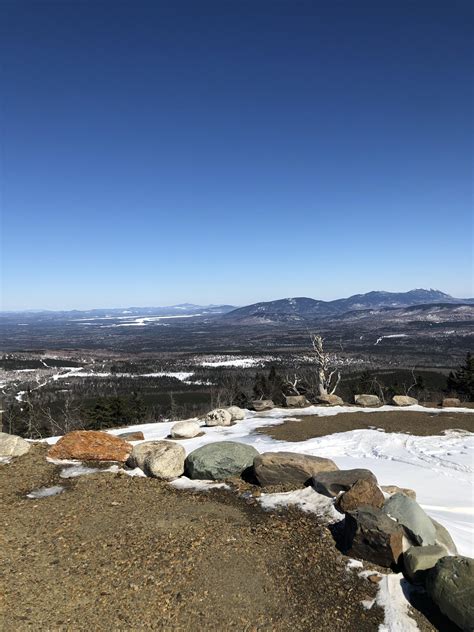 Top of quill hill, Maine. : r/snowmobiling