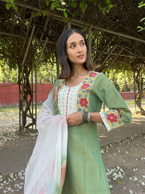 Green shot mangalgiri kurta set with kalamkari and schiffli detail and ...