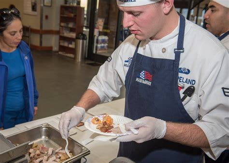 HAWC and Aragon Dining Facility chefs change it up with healthy holiday options > Peterson and ...