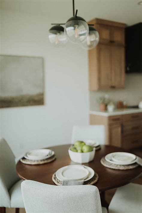 Dining Room Design in Central Iowa - LT Design Co & JRL Builders