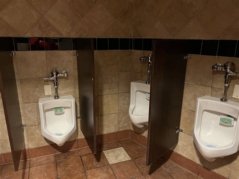 Review of B&B KC Northland 14 Theater — Maxwell's Movie Corner