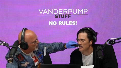 Tom Sandoval Talks 'Scandoval,' Lets Howie Mandel Shave His Mustache